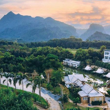 Nang Non Camping Ville นางนอนแค้มป์ปิ้งวิลล์ Mae Sai Luaran gambar