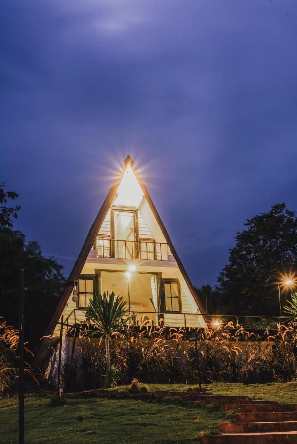 Nang Non Camping Ville นางนอนแค้มป์ปิ้งวิลล์ Mae Sai Luaran gambar